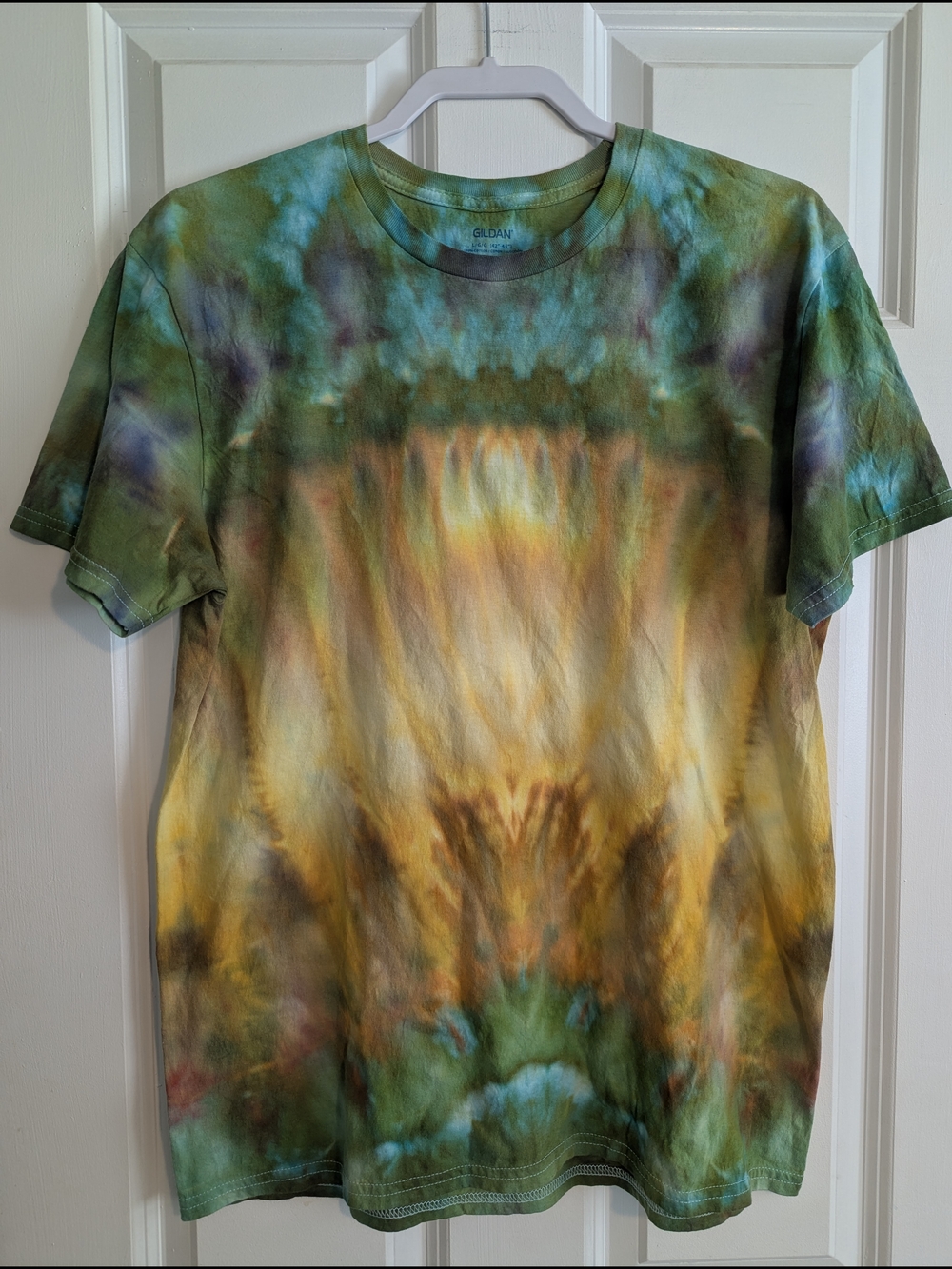 Hand-Dyed Tie-Dye Tee in Green and Yellow